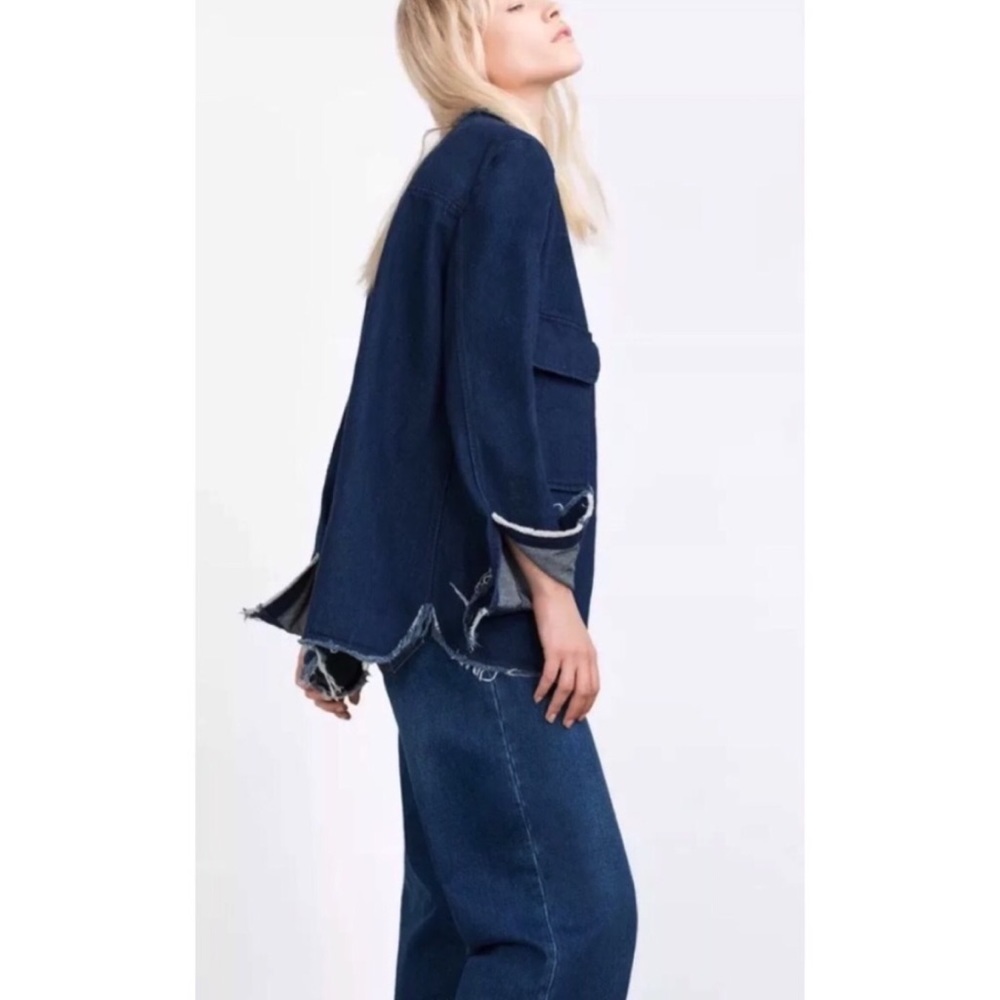 ZARA Trafaluc Frayed, Raw Hem Dark Denim J… - Picture 4 of 8